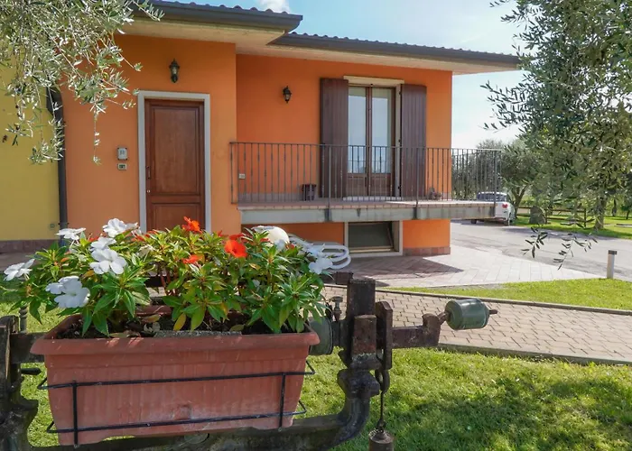 Ai Prati لاتيزي